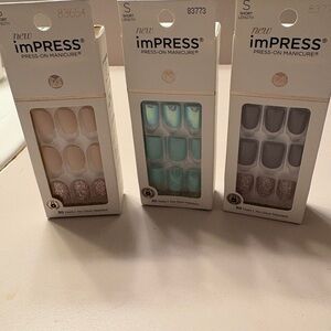 imPRESS Press-On Nails in Cream, Blue, and Silver Glitter